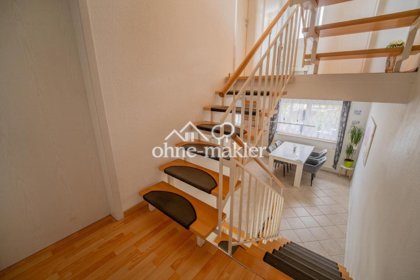 Treppe EZ zu Kinderzimmer