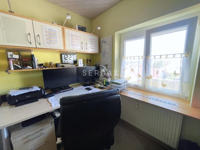 Büro / Kinderzimmer