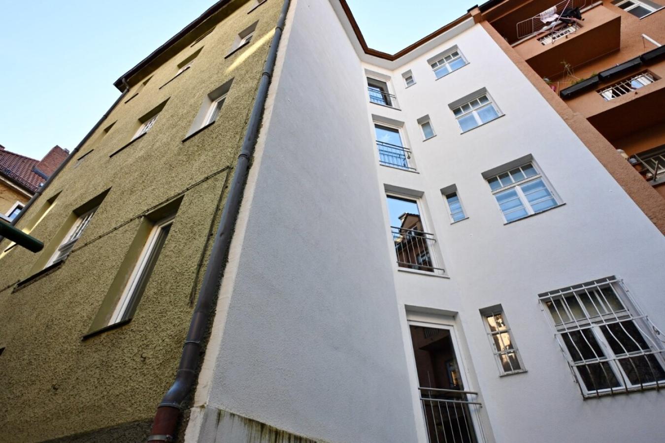 Rückgebäude sanierte Seite