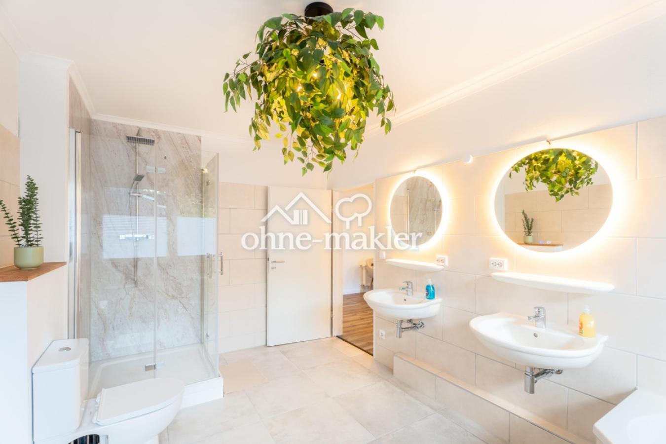 Badezimmer große Wohnung