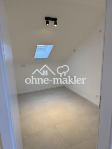 Gemütliche Küche mit Speis