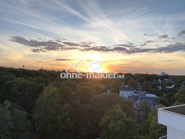 Sonnenuntergang auf dem Balkon