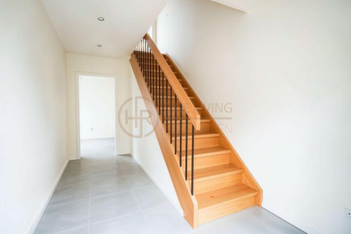 Eingang  - (KI generiert)