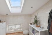 Badezimmer im Dachgeschoss
