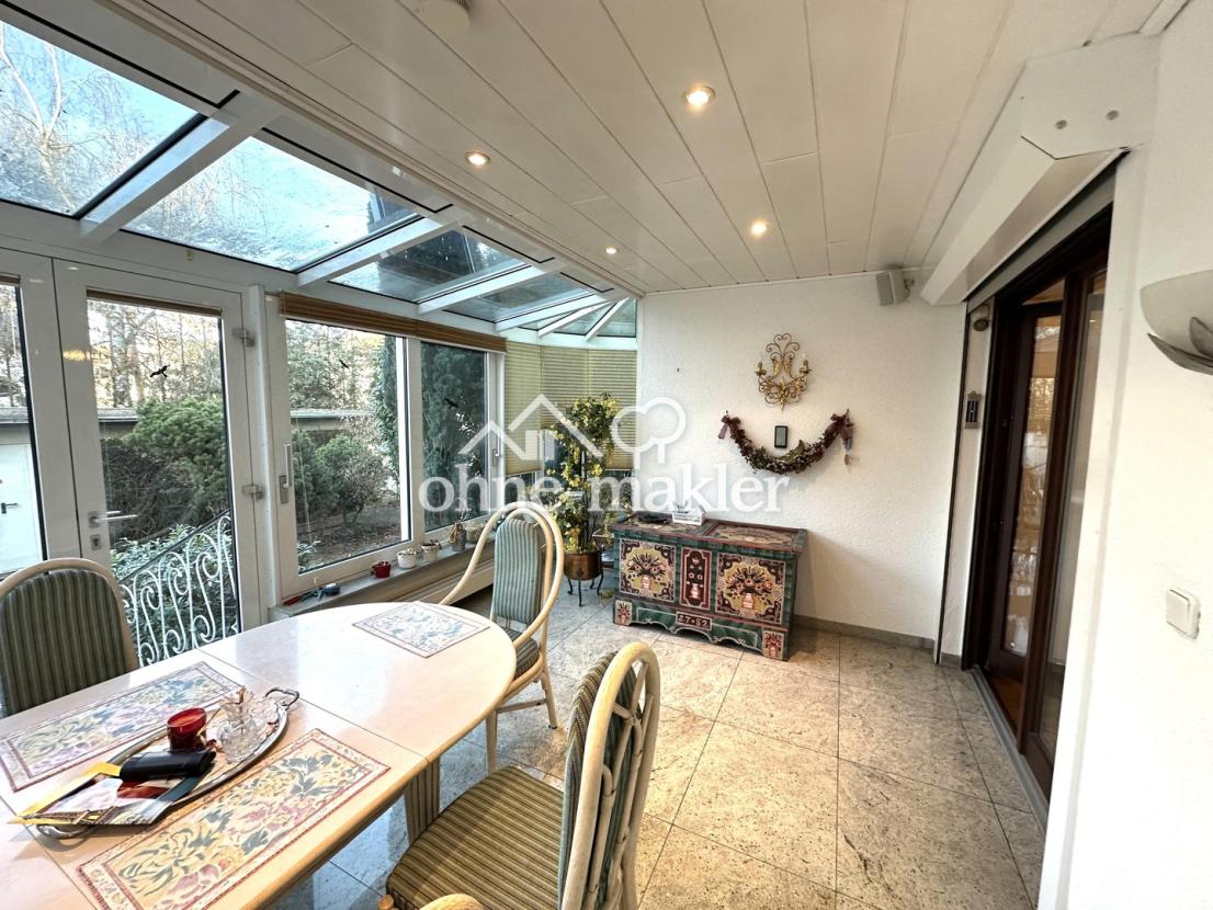 Großer Wintergarten EG