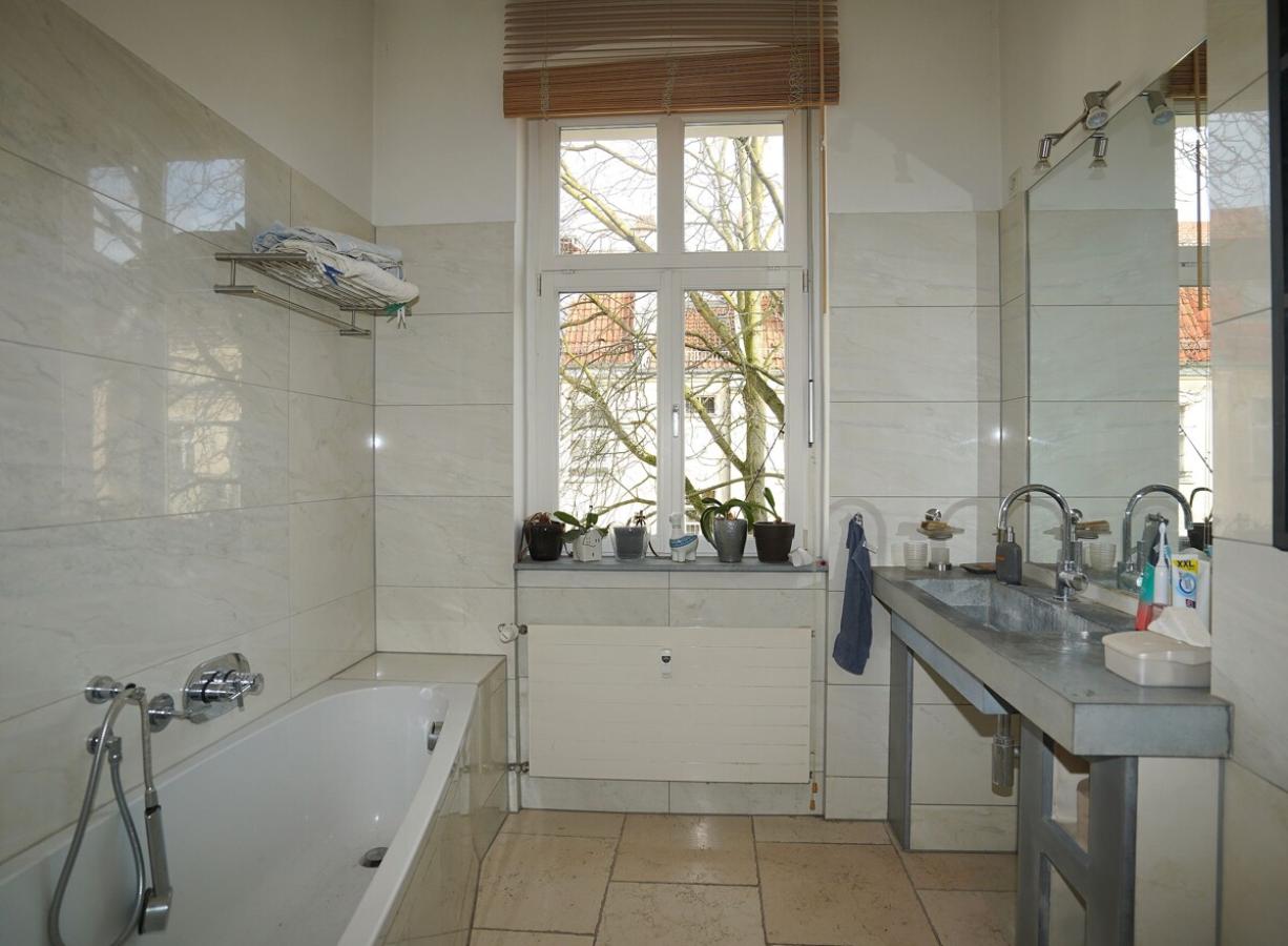 Badezimmer untere Ebene