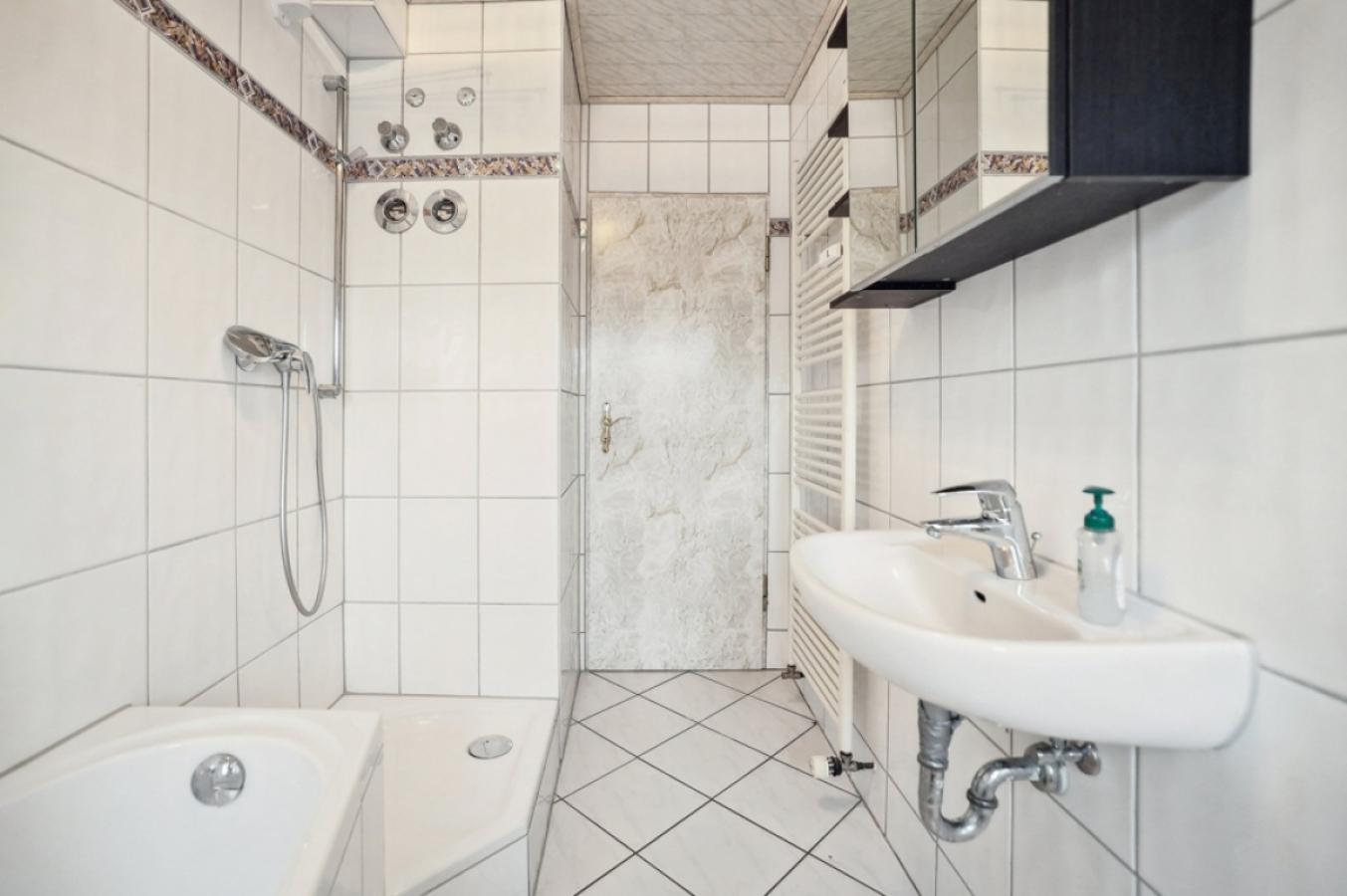 Badezimmer - Ansicht 2