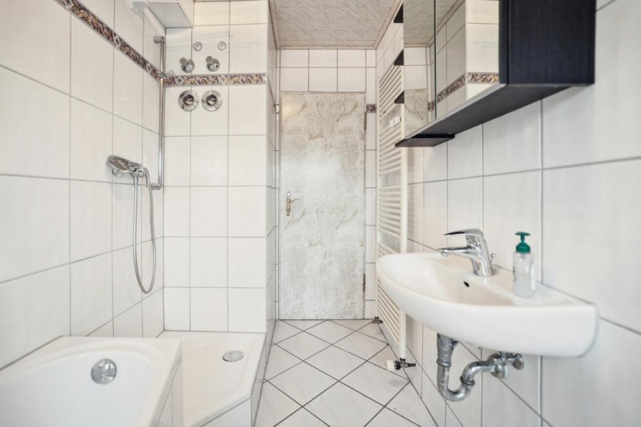 Badezimmer - Ansicht 2