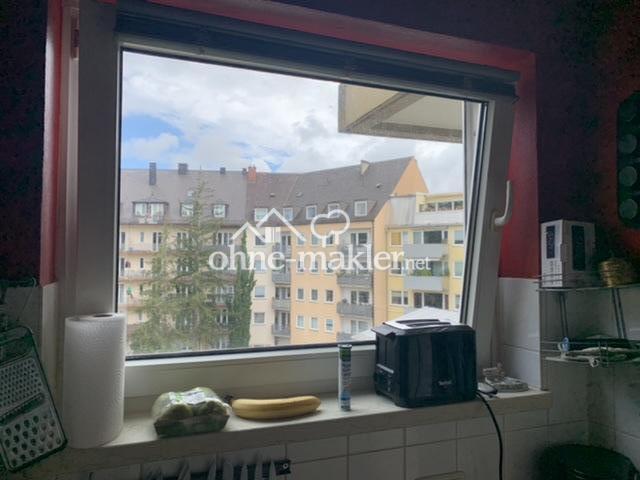 Küche mit Fenster 