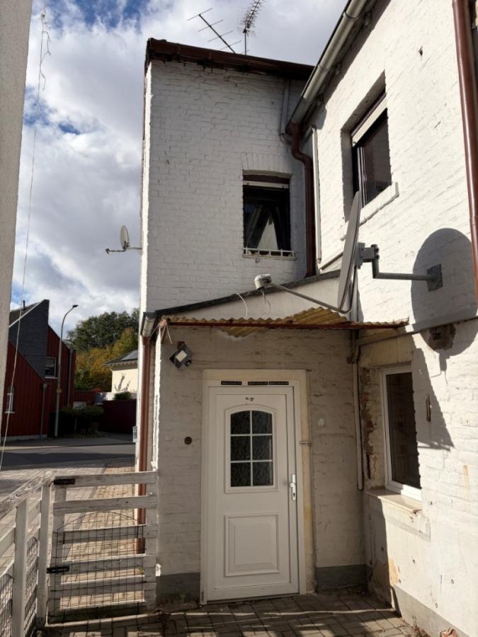 03-Haustür-Innenhof-Süd