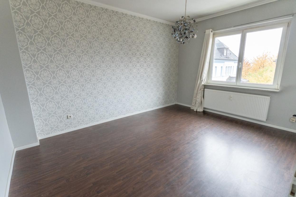 Wohn-/ oder Schlafzimmer im OG