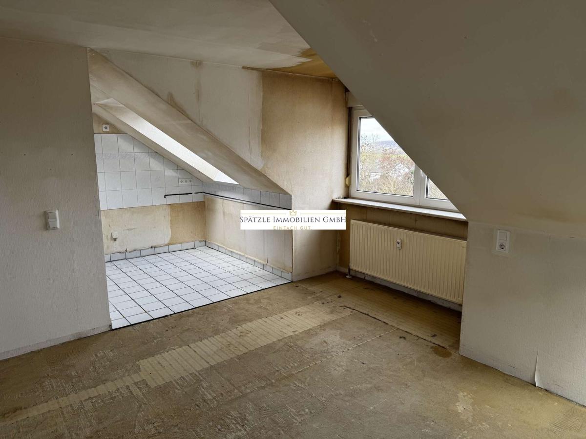 Wohnzimmer Blick zum zur Küche