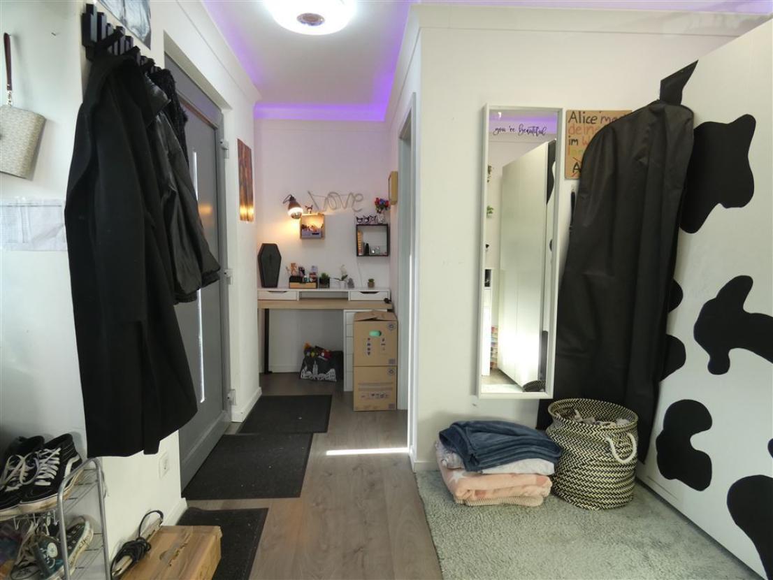 Büro / Schreibtisch