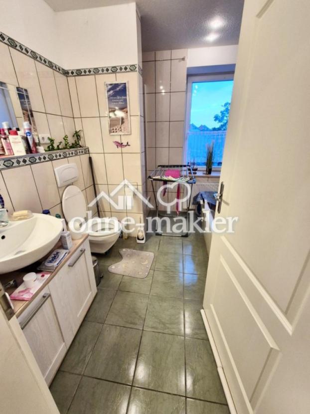 Tageslicht Bad mit Wanne