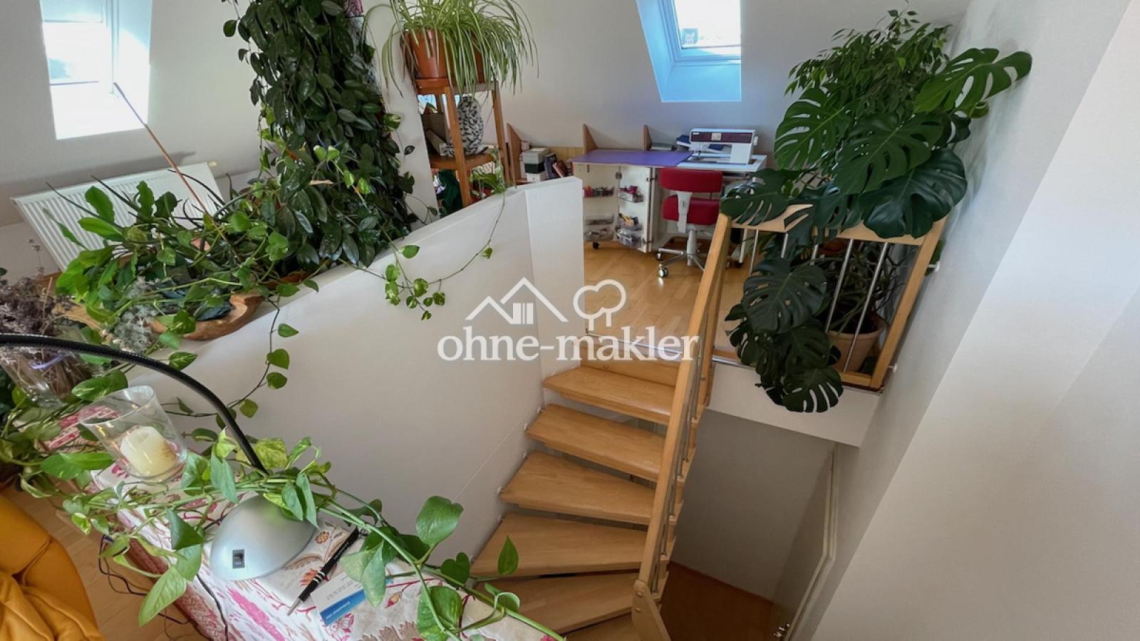 Wendeltreppe in die Wohnung