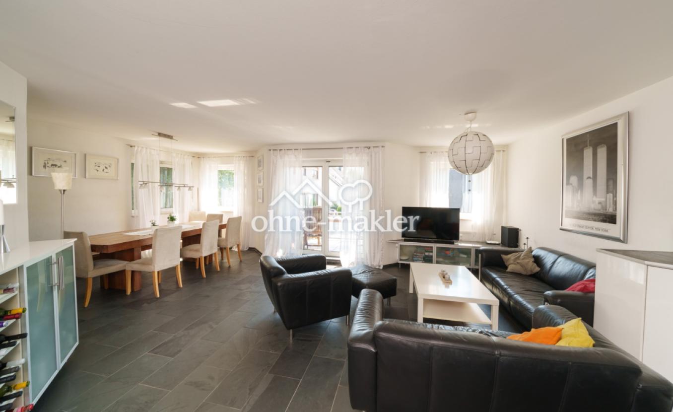 1.OG: Wohn- & Essbereich 3