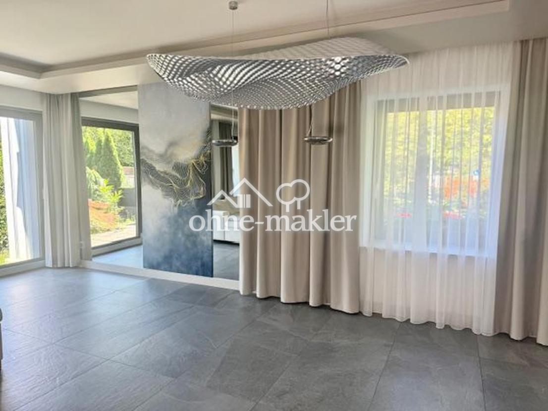 Ess- und Wohnbereich EG