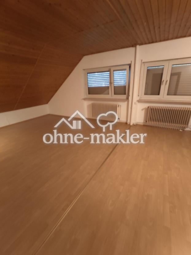 2. OG Dachzimmer (Teilansicht)