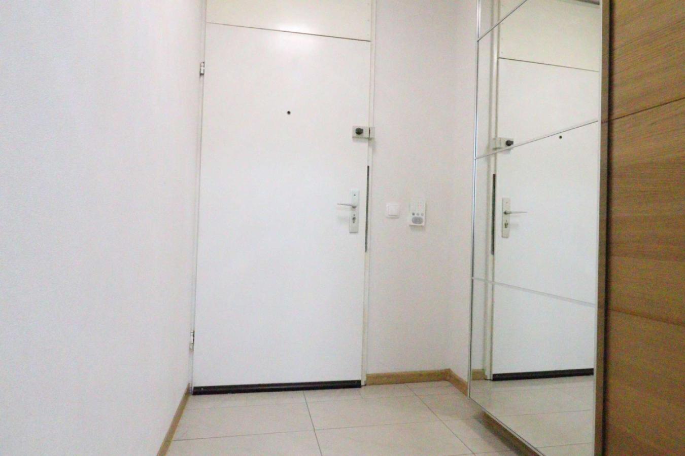 Eingangsbereich mit Einbauschrank