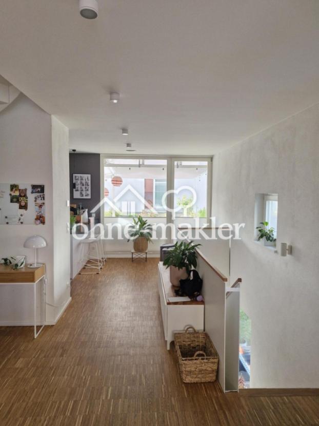 1.OG Küche u. Terrasse