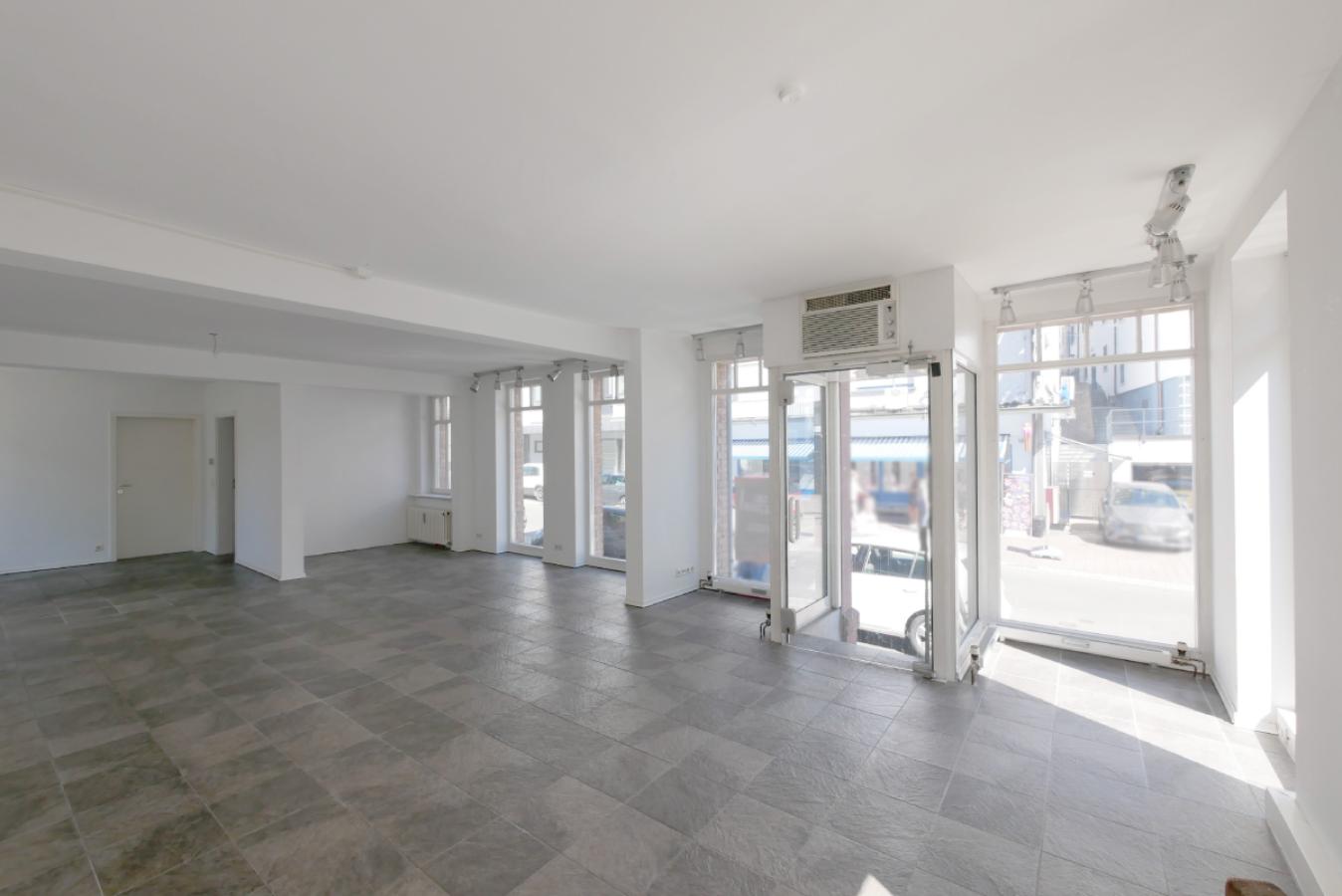 Ladenlokal Hochparterre