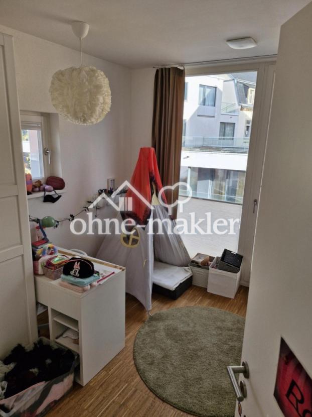 Schlafzimmer 3. OG rechts