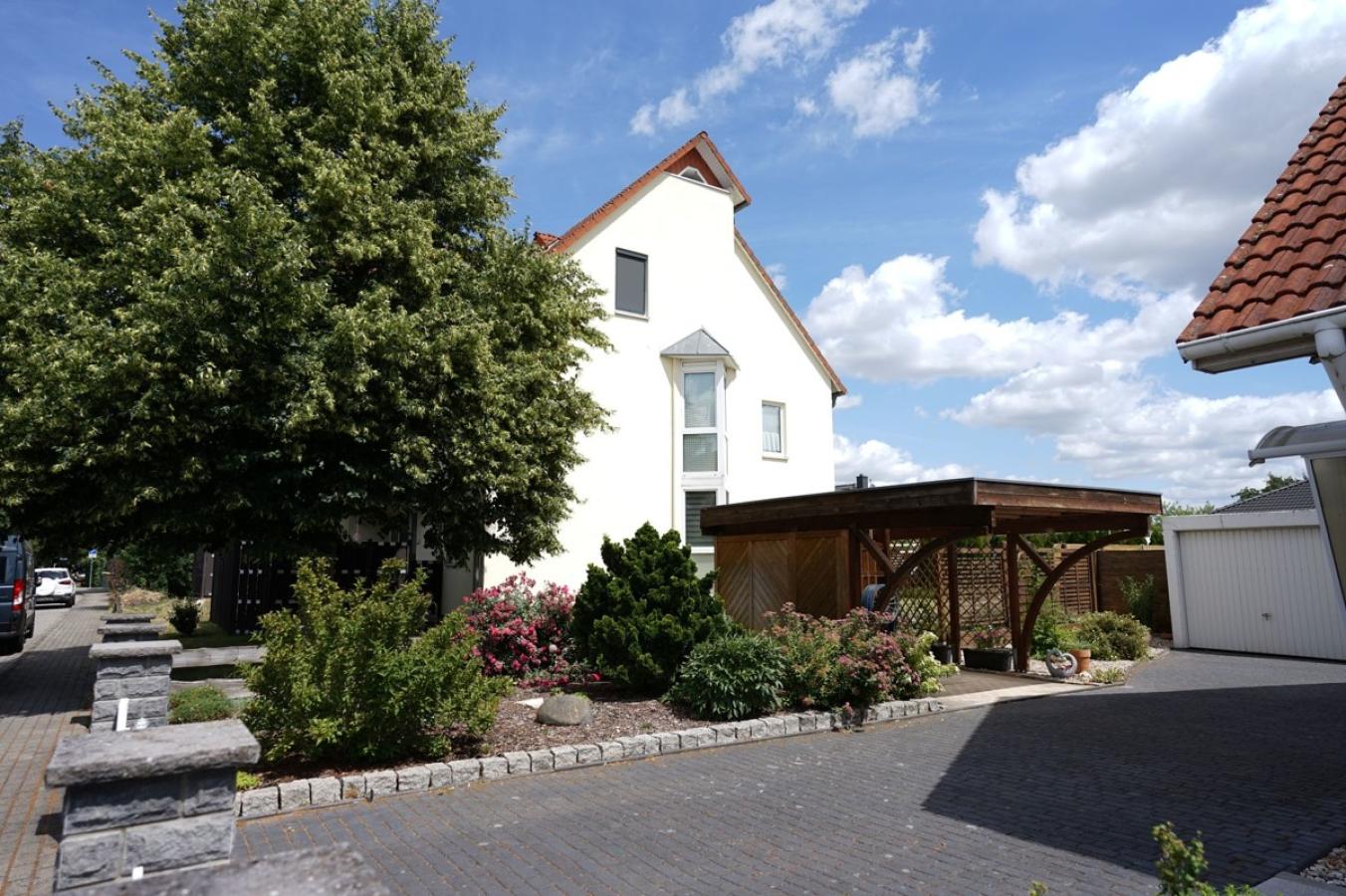 Haus Seitenansicht 1