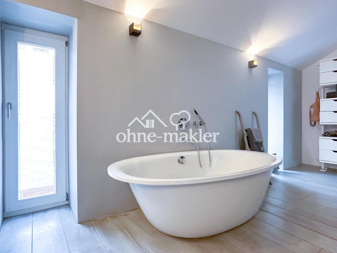 2. OG Master Bathroom