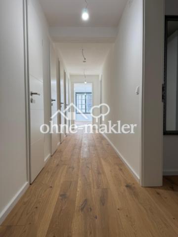 Flur mit Abstellräumen