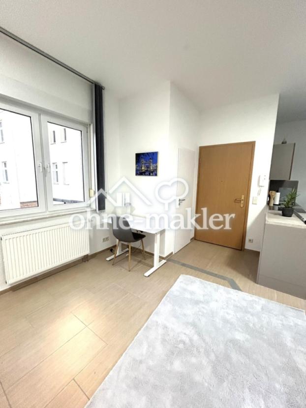 Arbeitsplatz- höhenverstellbar