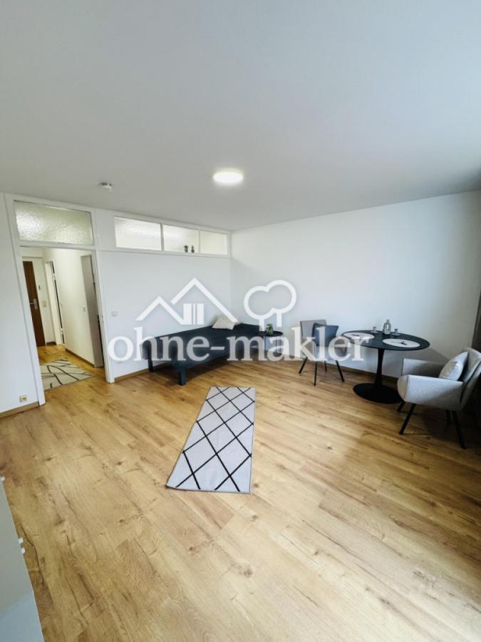 Wohn- und Schlafzimmer