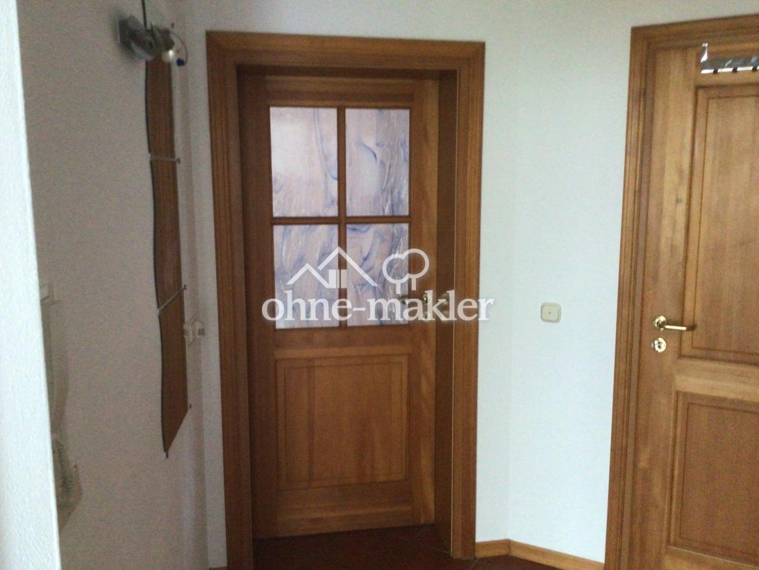 Garderobe rechts Abstellraum