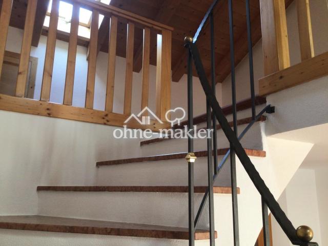 Aufgang oben zur Galerie