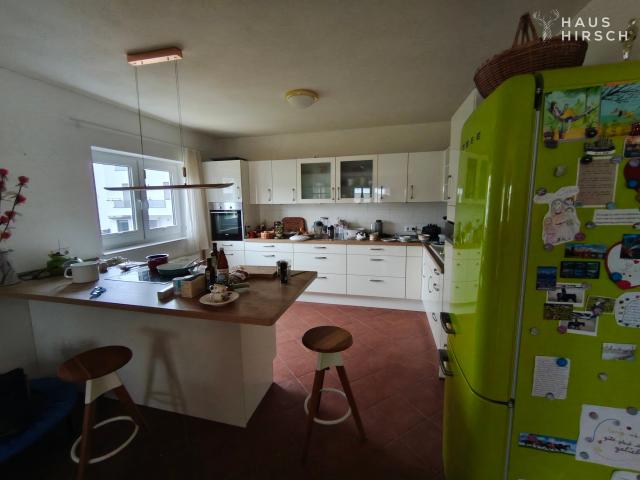 OG Wohnzimmer mit Küche