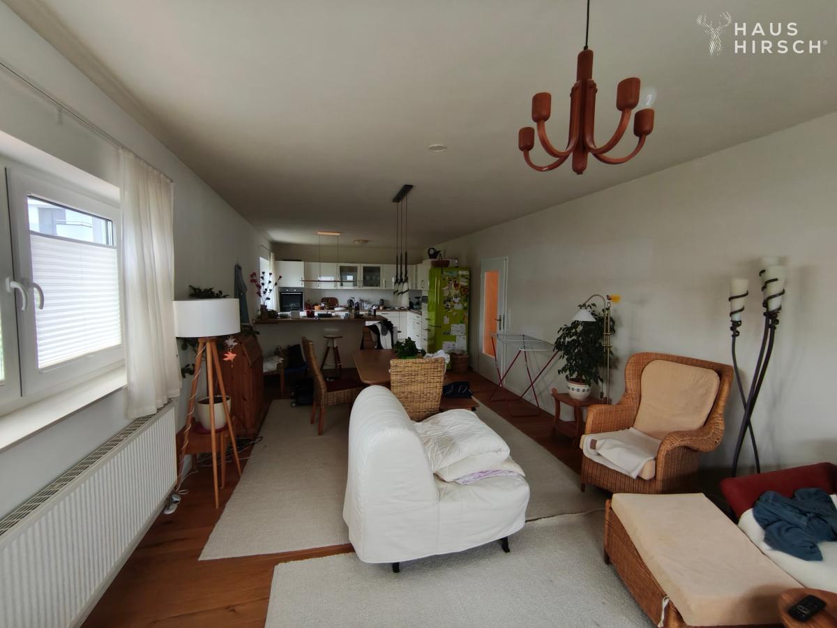 OG Wohnzimmer mit Küche