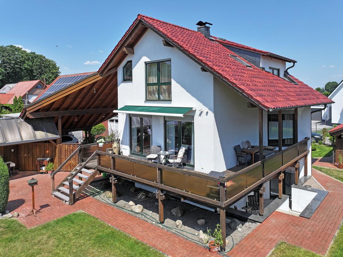 Gartenseite (Süd-West-Ansicht)