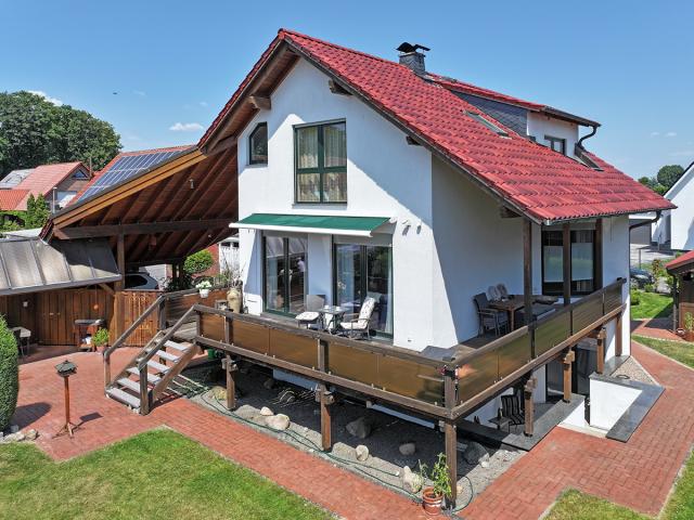 Gartenseite (Süd-West-Ansicht)