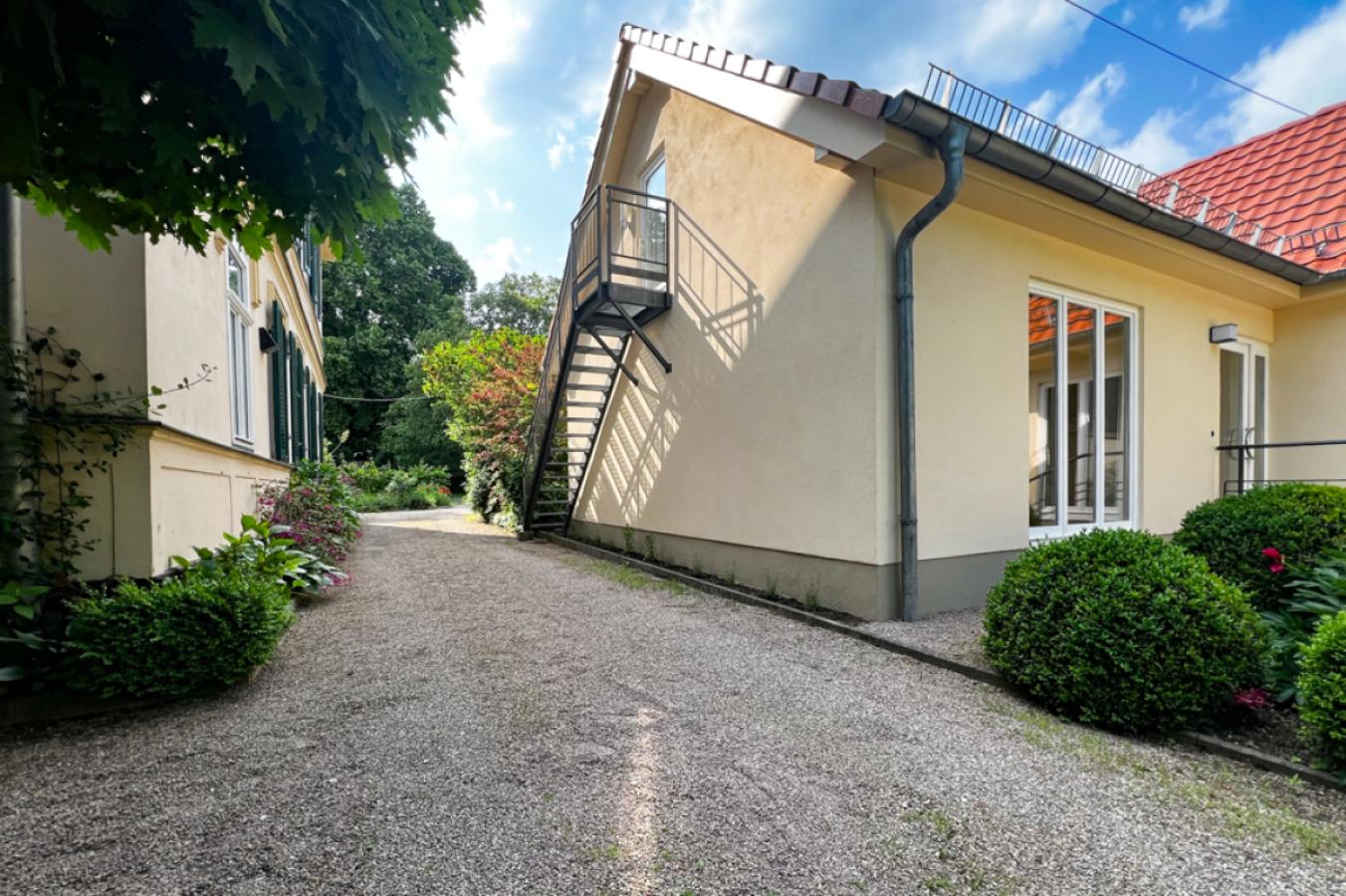 Durchfahrt zum Stellplatz