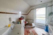 Tageslichtbad mit Terrassentür
