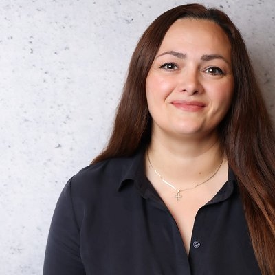 Mia Ramaj, Geschäftsführerin