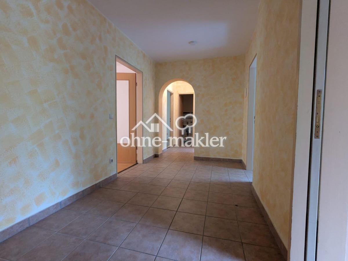 Blick durch die Eingangstür