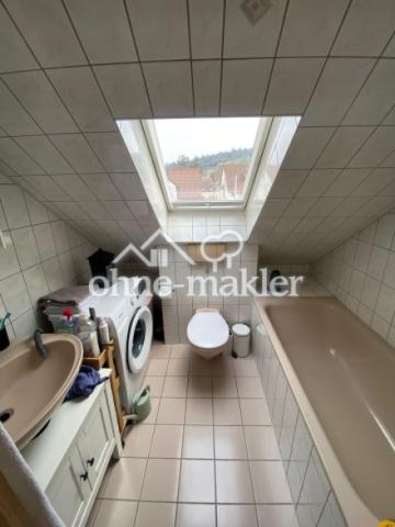 Badezimmer mit Badewanne