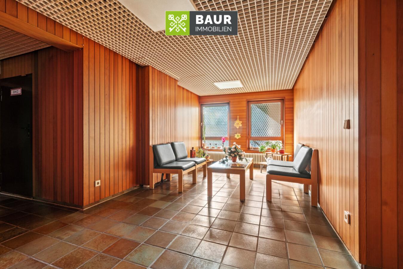 Sitzgelegenheit im Hausflur