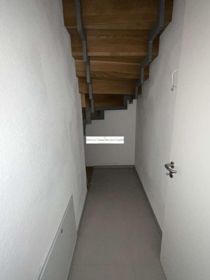 Abstellraum unter der Treppe