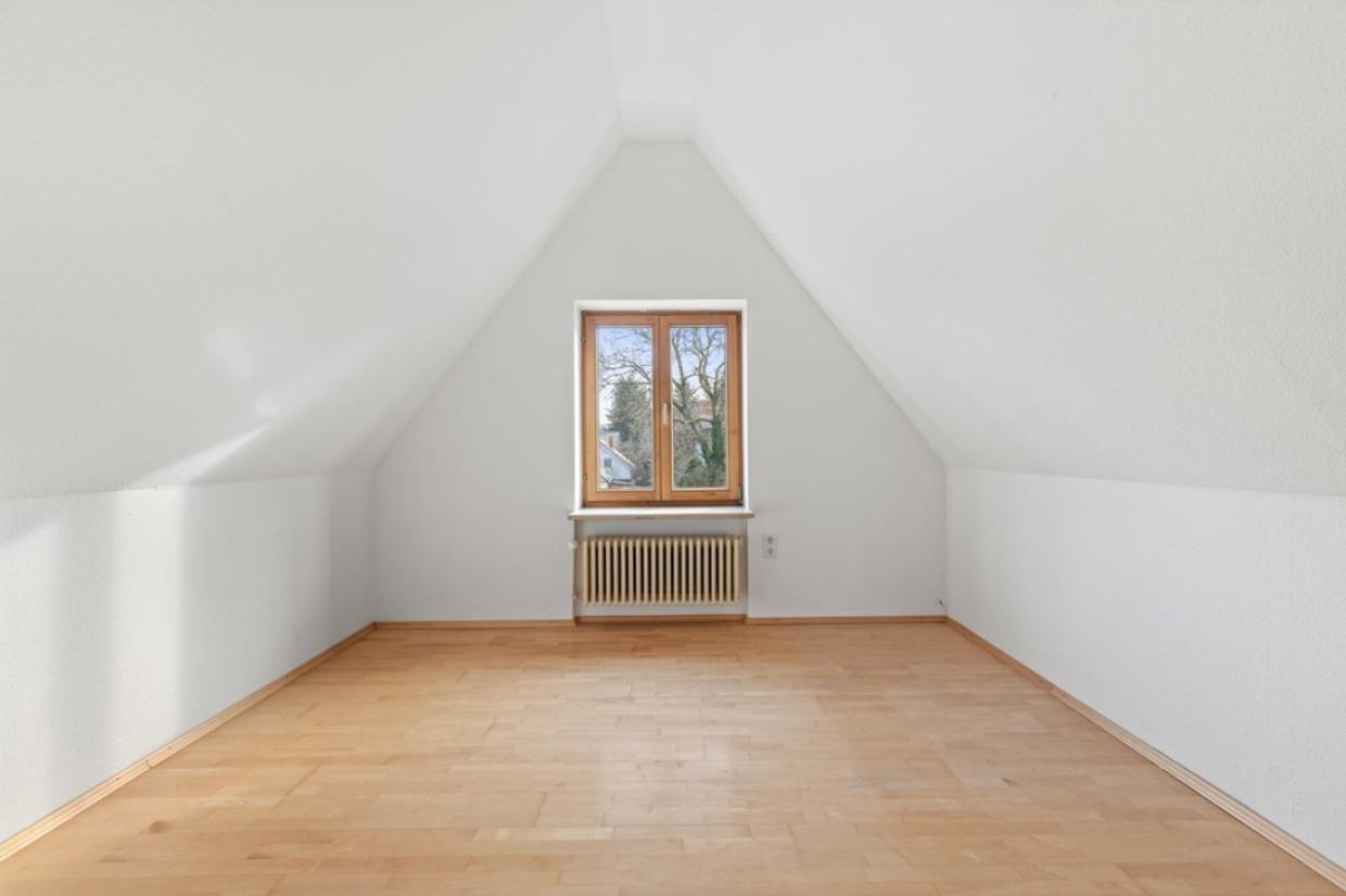 Schlafzimmer 1 im DG