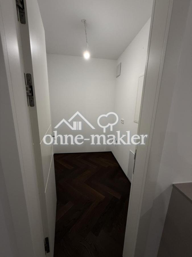 Hauswirtschaftsraum/Garderobe