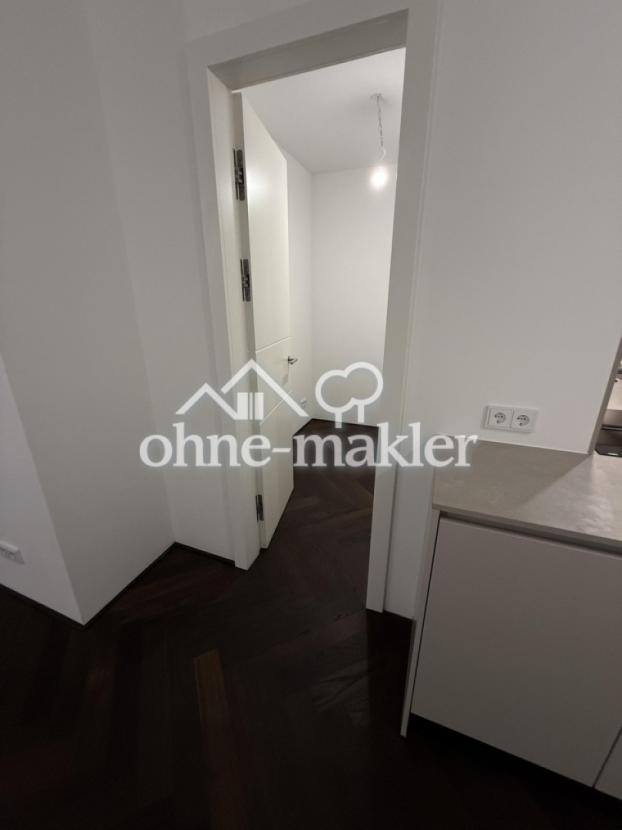 Blick zum Hauswirtschaftsraum