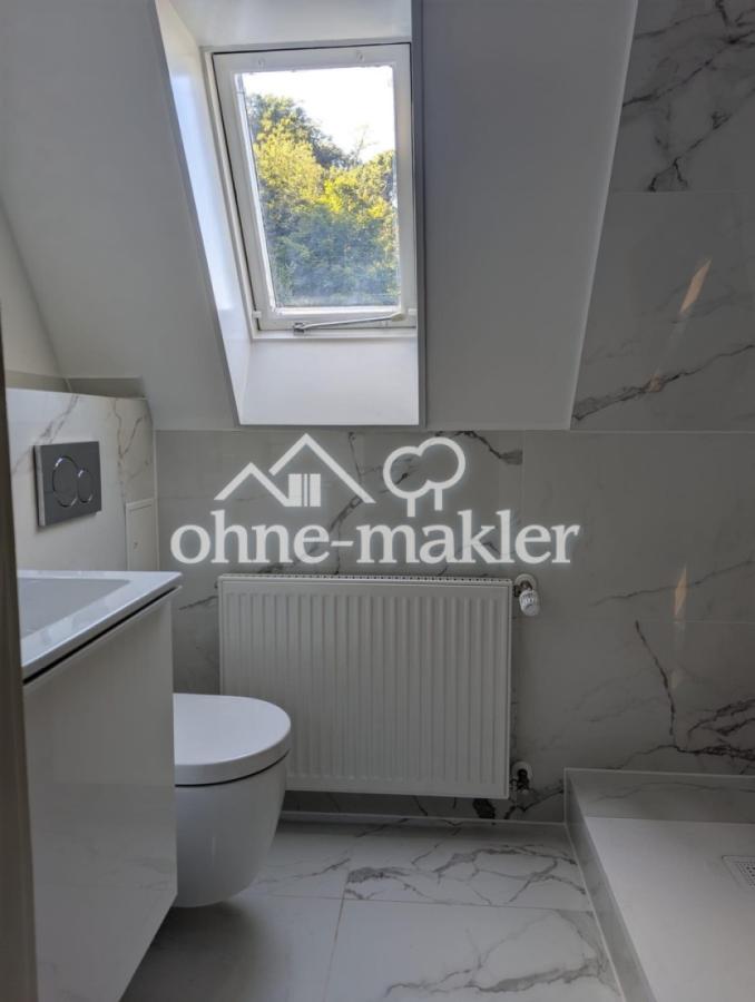 Badezimmer - Bathroom