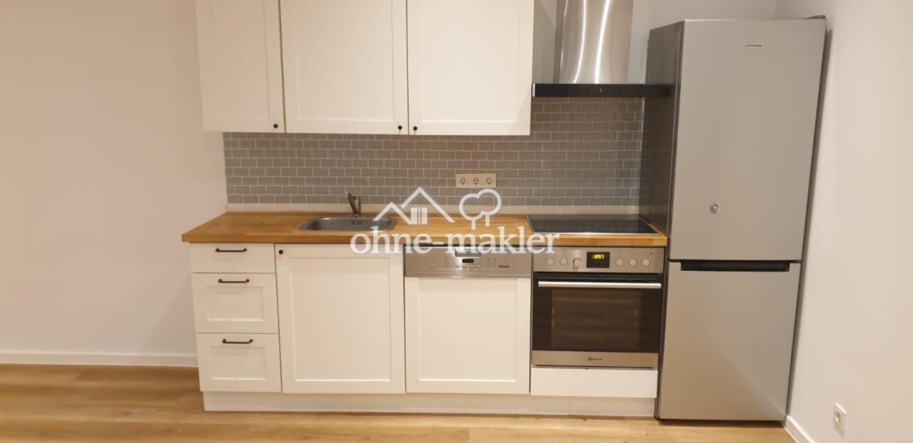 Einbauküche mit Elektrogeräten