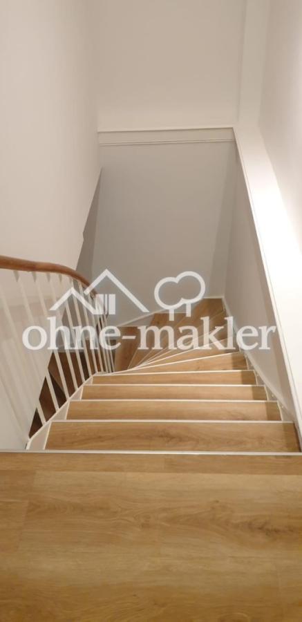 Treppe von oben 1. OG